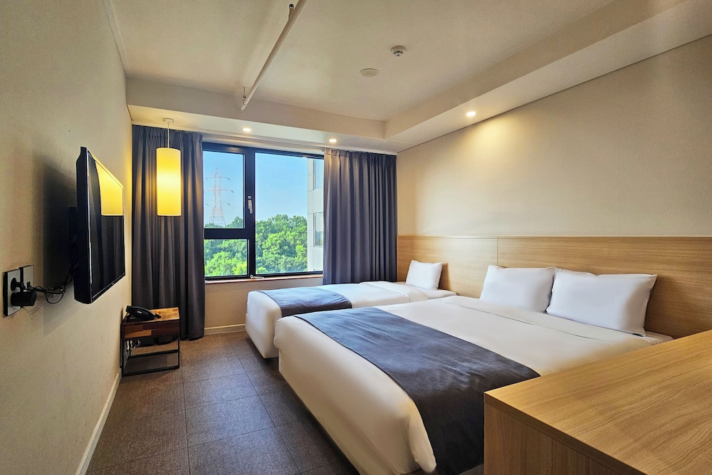 Jk Blossom Hotel 30/72