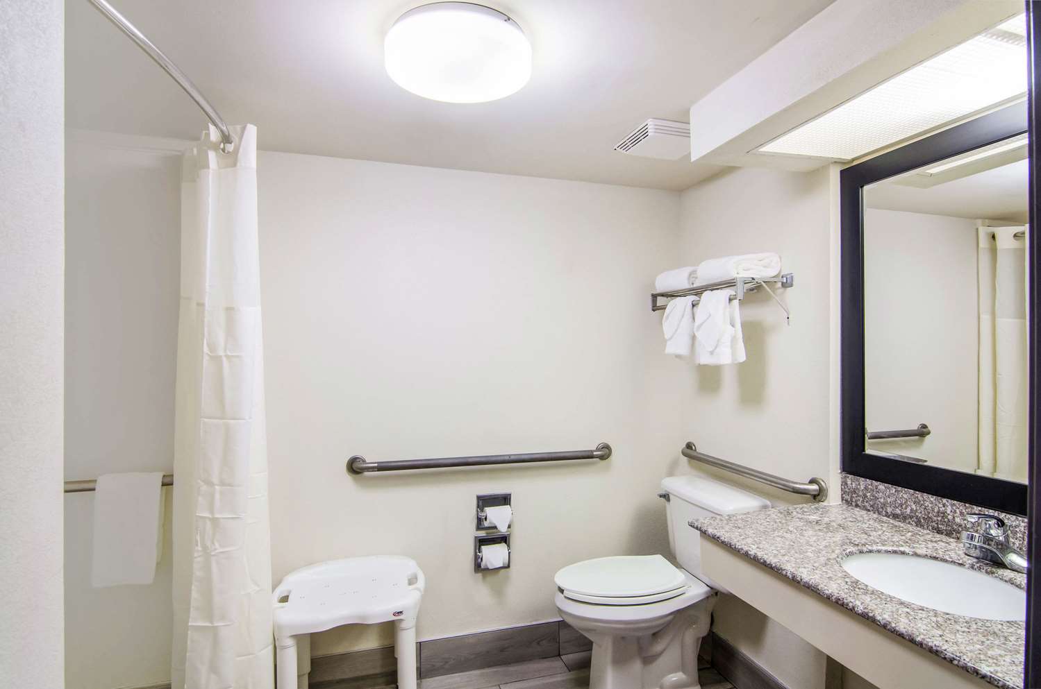 Quality Inn near University of Mobile 49/50