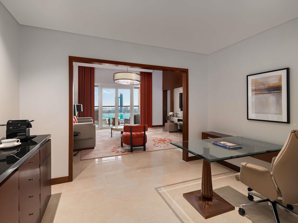 Rixos Marina Abu Dhabi 38/48