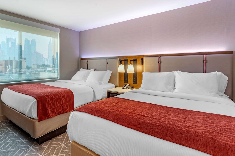 STANDARD TWO DOUBLE BEDS