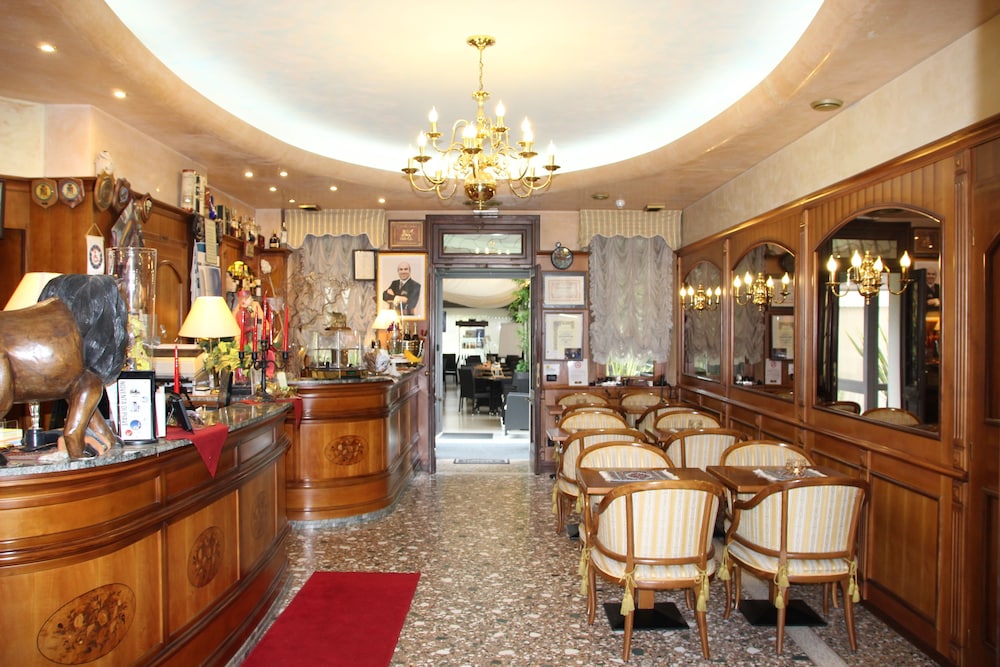 Park Hotel Villa Leon D Oro 42/60
