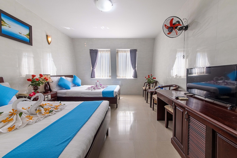 Phong Lan 2 Hotel 17/50