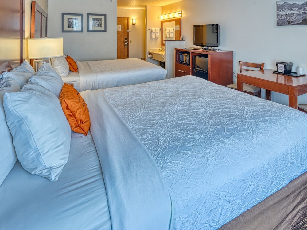 Yellowstone River Inn and Suites 27/47