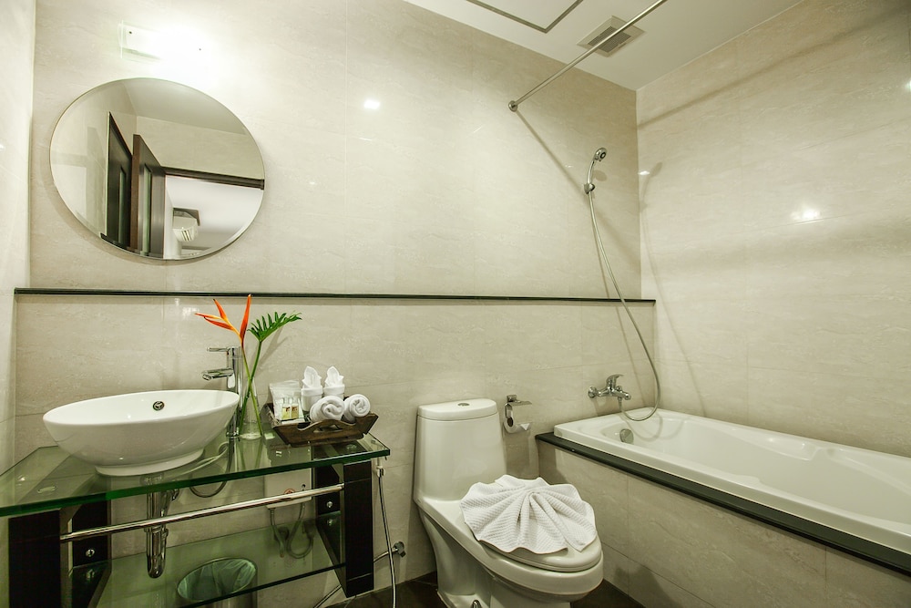 Fifth Jomtien Pattaya 82/83