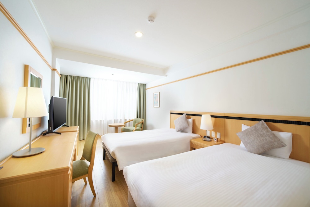 DELUXE, TWIN BEDS
