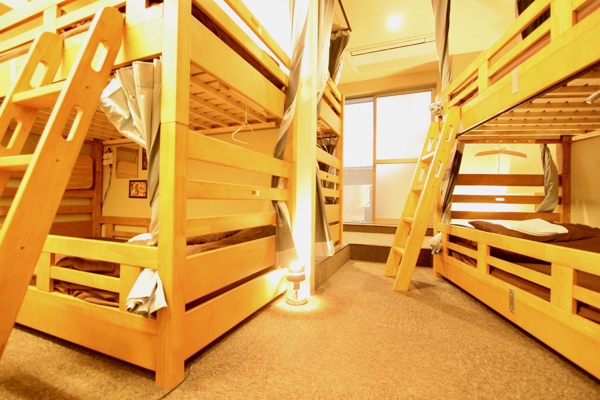 MIXED DORM