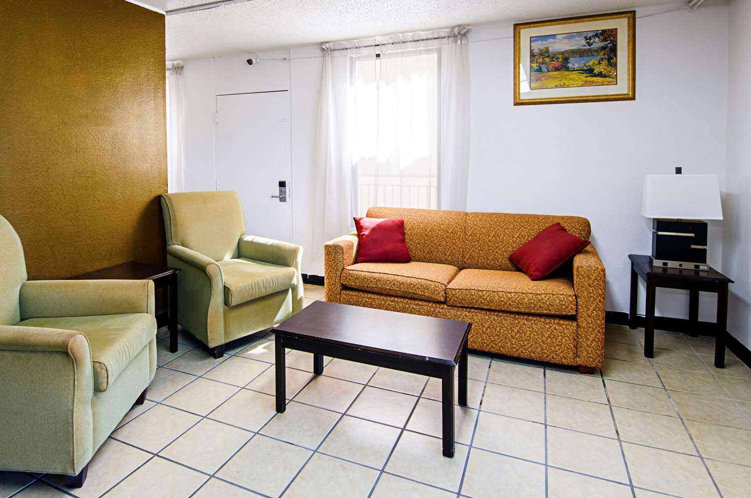Travel Inn Bristol Near State Street (ex Rodeway Inn) 13/24
