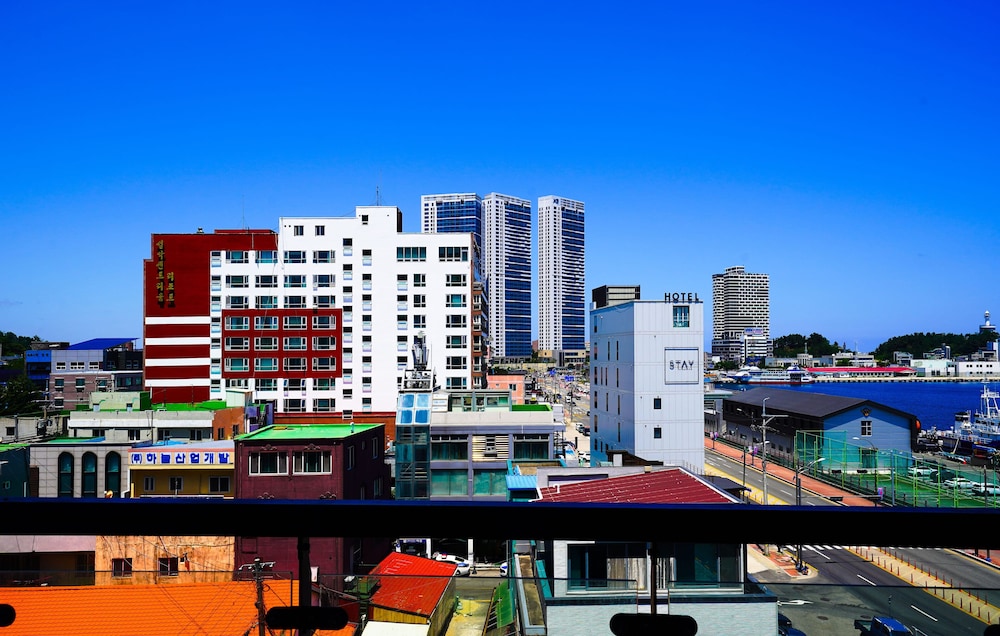 UH Flat the Sokcho 3/50