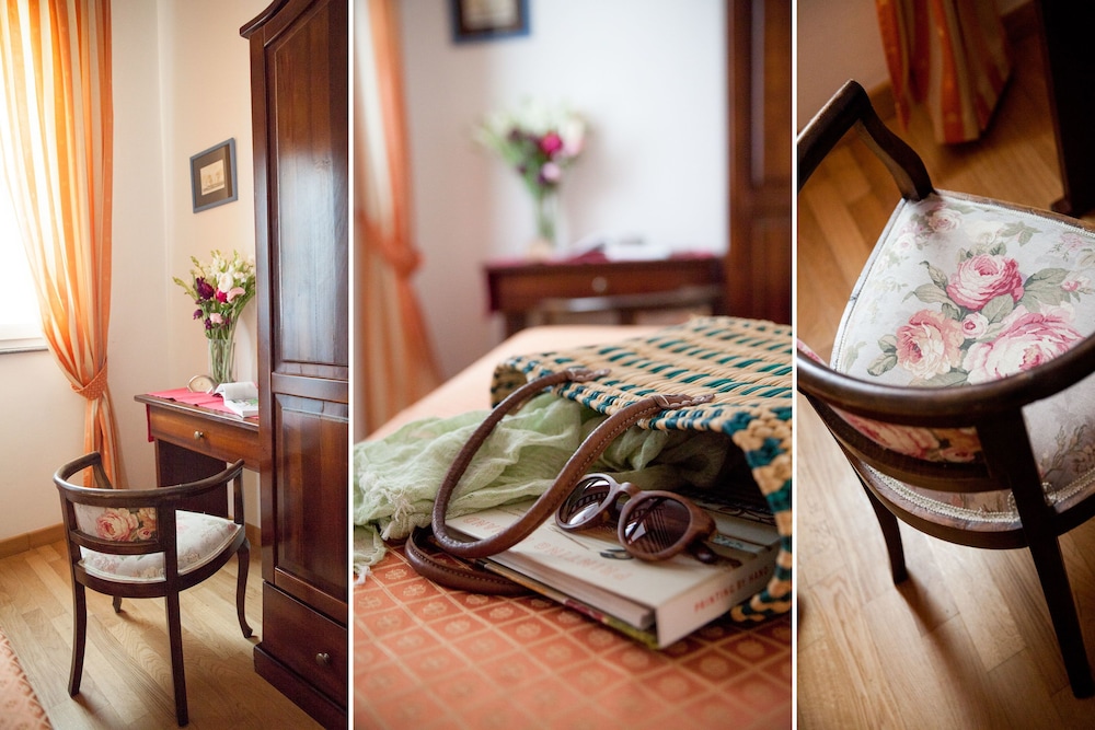 Albergo La Piazzetta 19/50