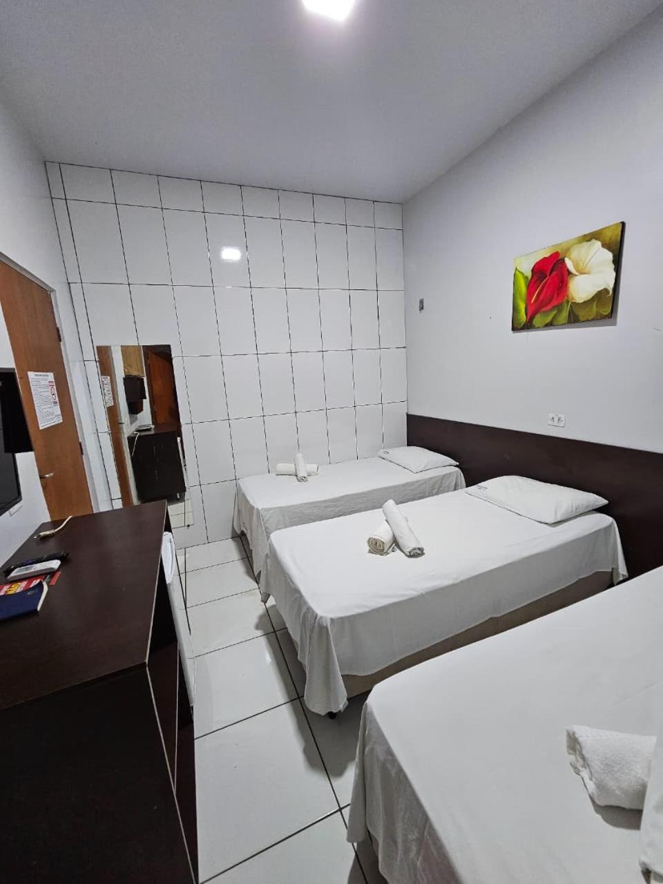 New Center Hotel 15/50