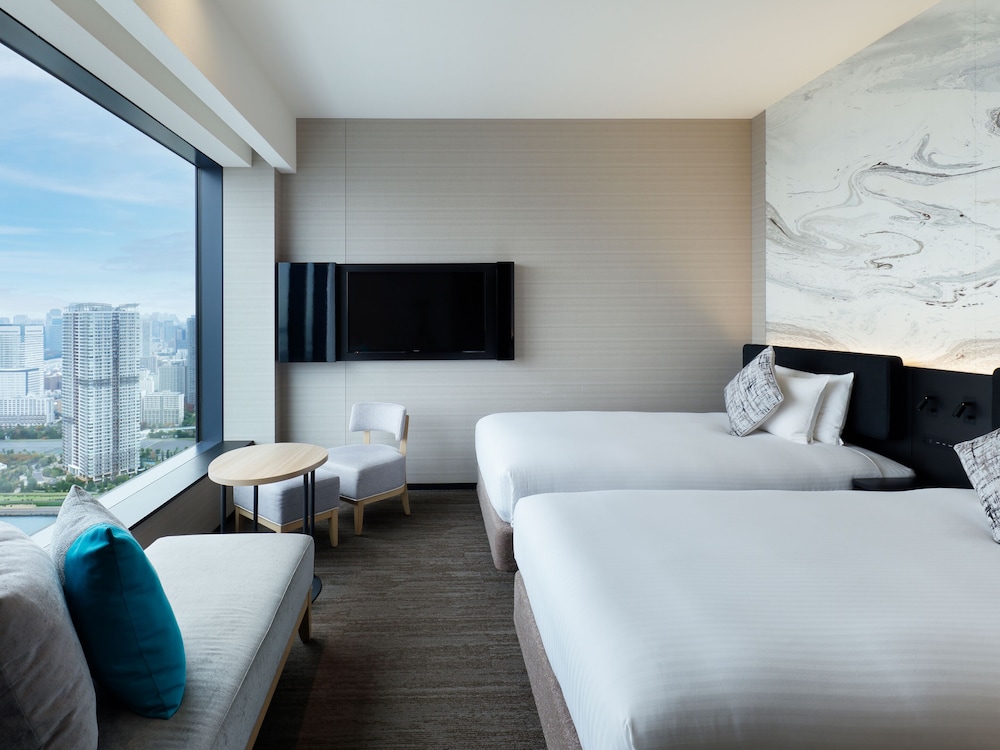 Superior, Twin Beds, with View, Bathtub