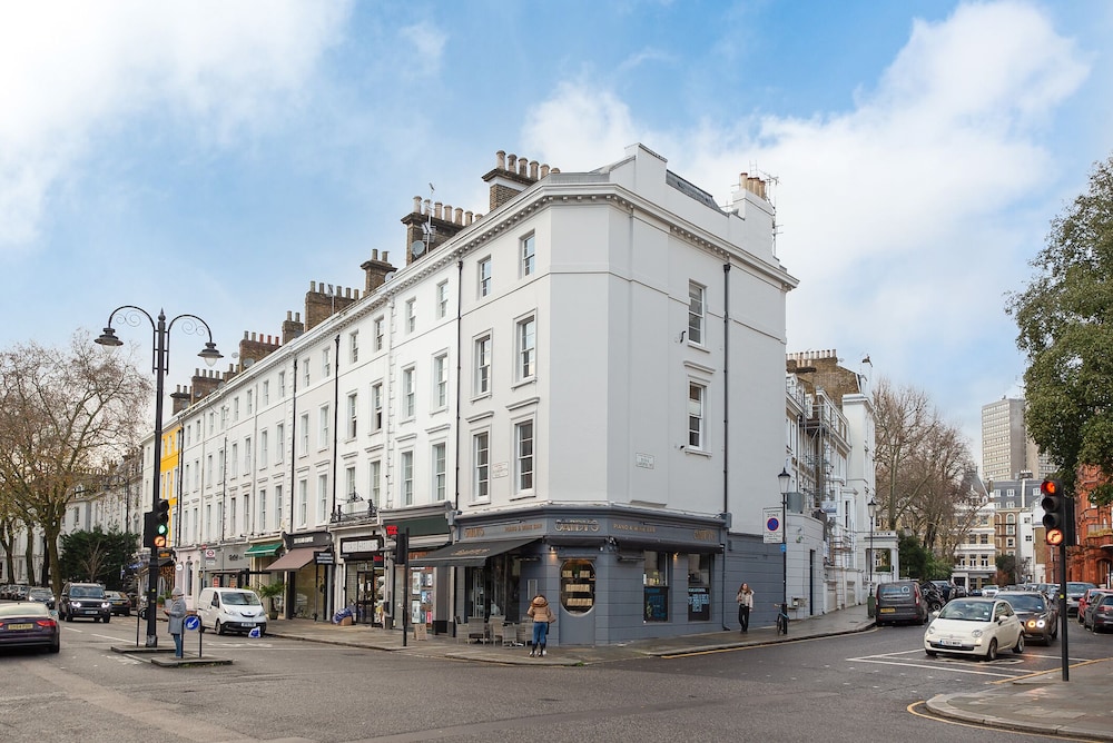 South Kensington by CAPITAL 62/65