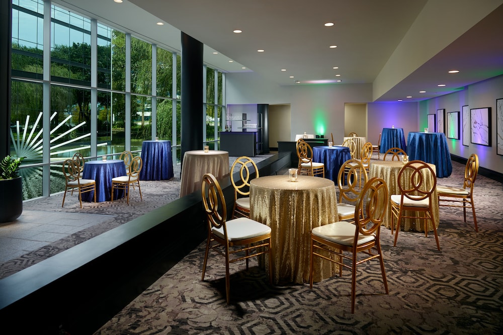 Hyatt Regency Houston West 46/61