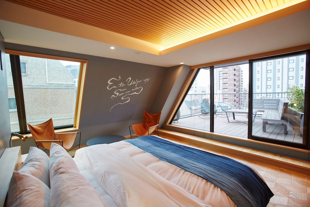 JUNIOR SUITE, KING BED, TERRACE