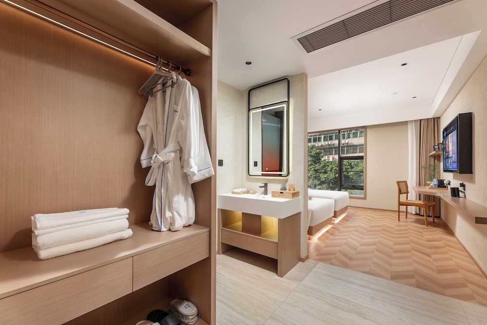 PIN Hotel Guangzhou Beijing Road Pedestrian Street Peasant Movement Institute Metro Station Branch 30/48