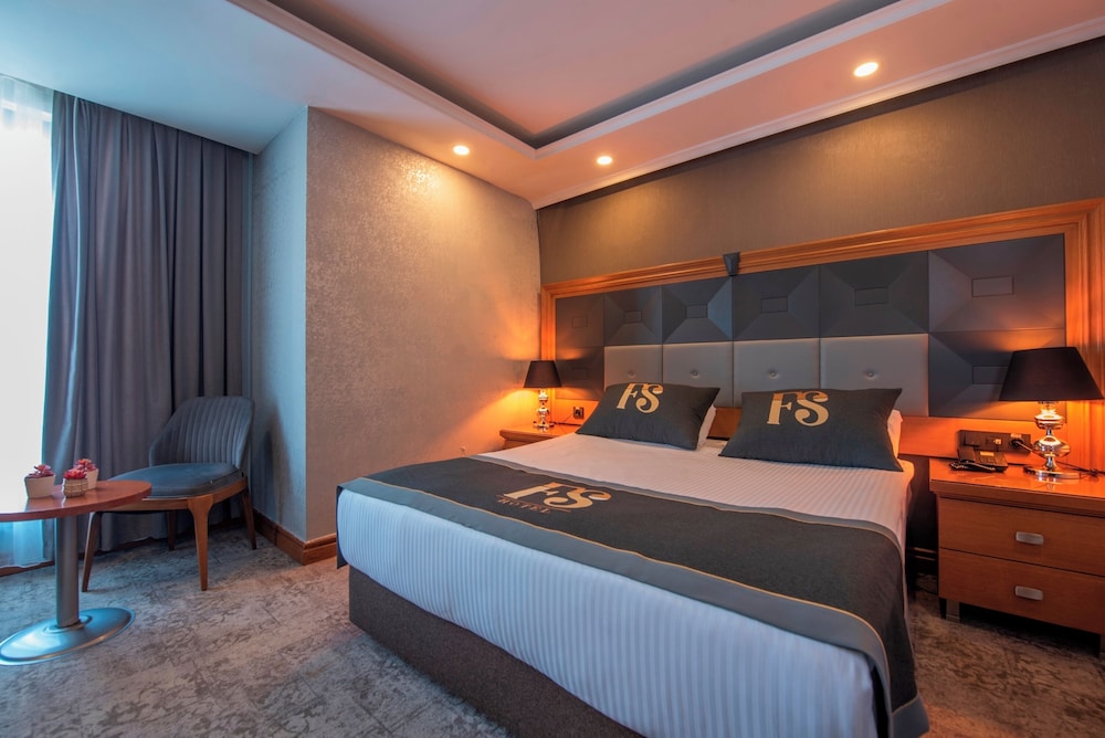 Four Seven Hotel 8/36
