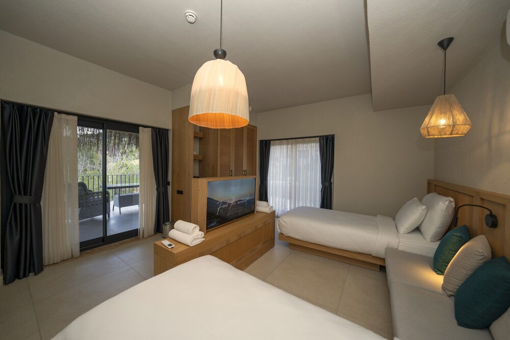 Kairos Valley Health & Nature Resort 48/68