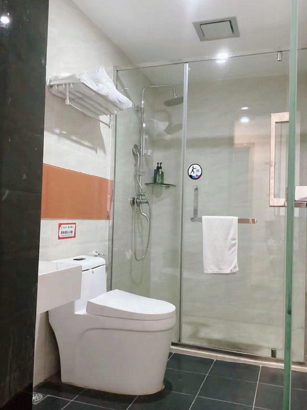 7Days Premium (Chongqing Tongliang Square) 22/23