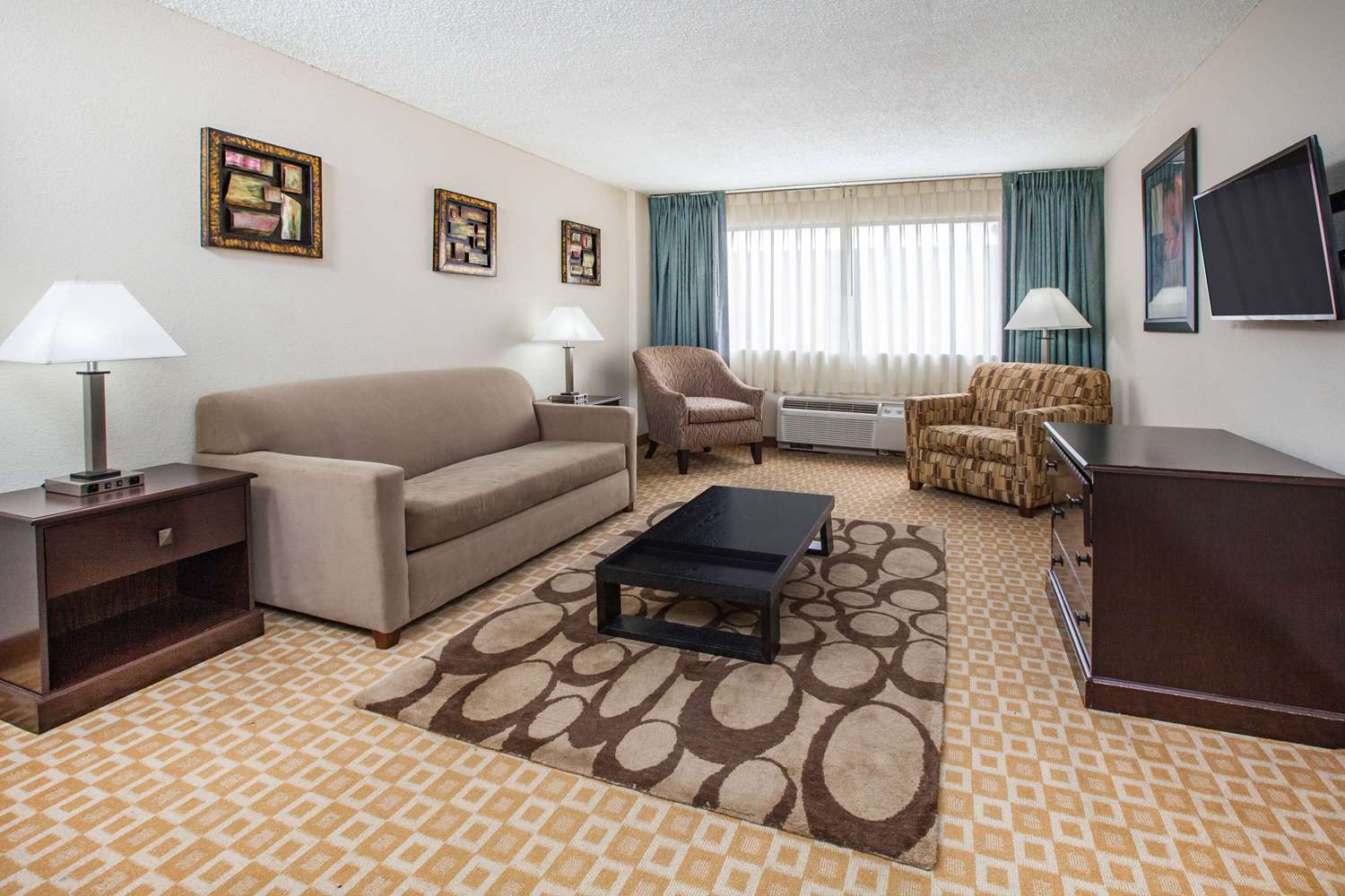 Days Inn By Wyndham Sherman 29/54