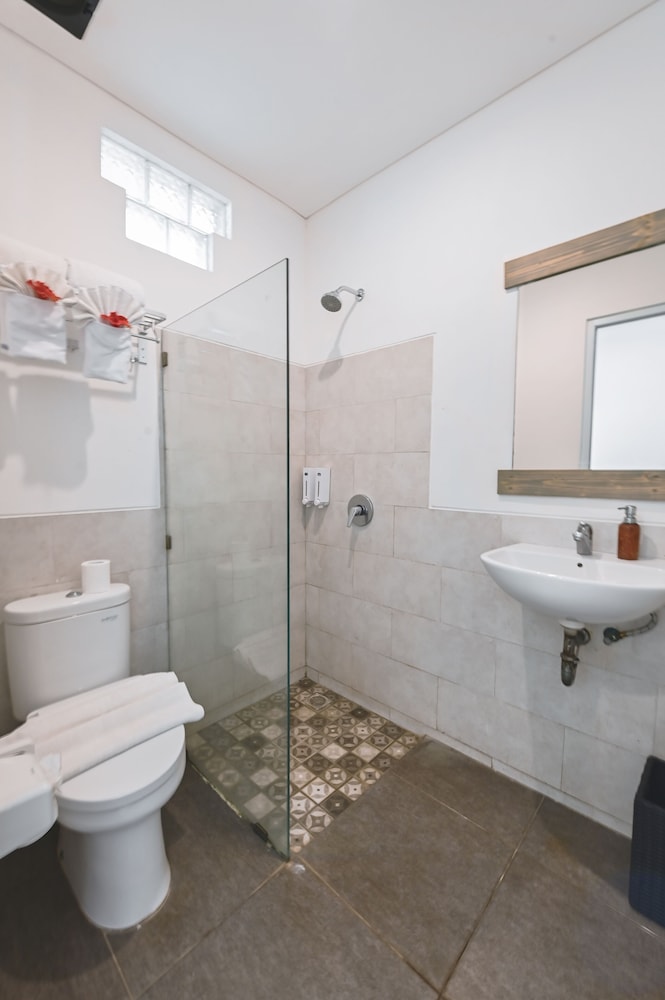Royal Regantris Villa Karang 24/65