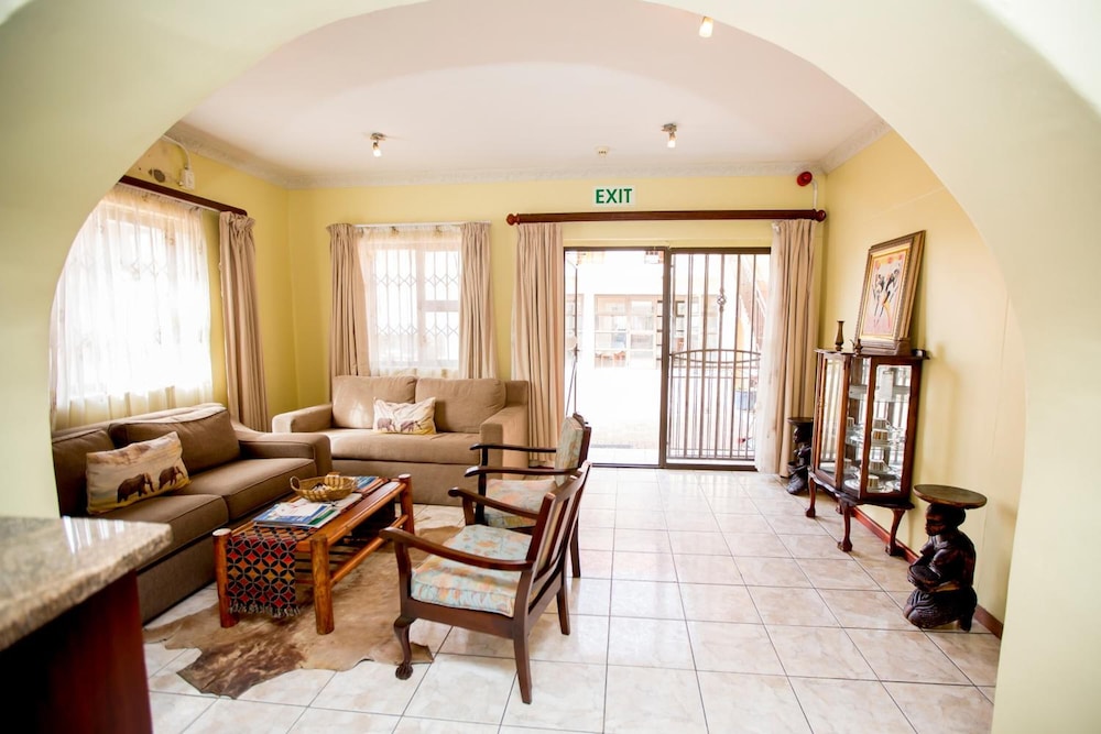 Oria Guesthouse 26/37