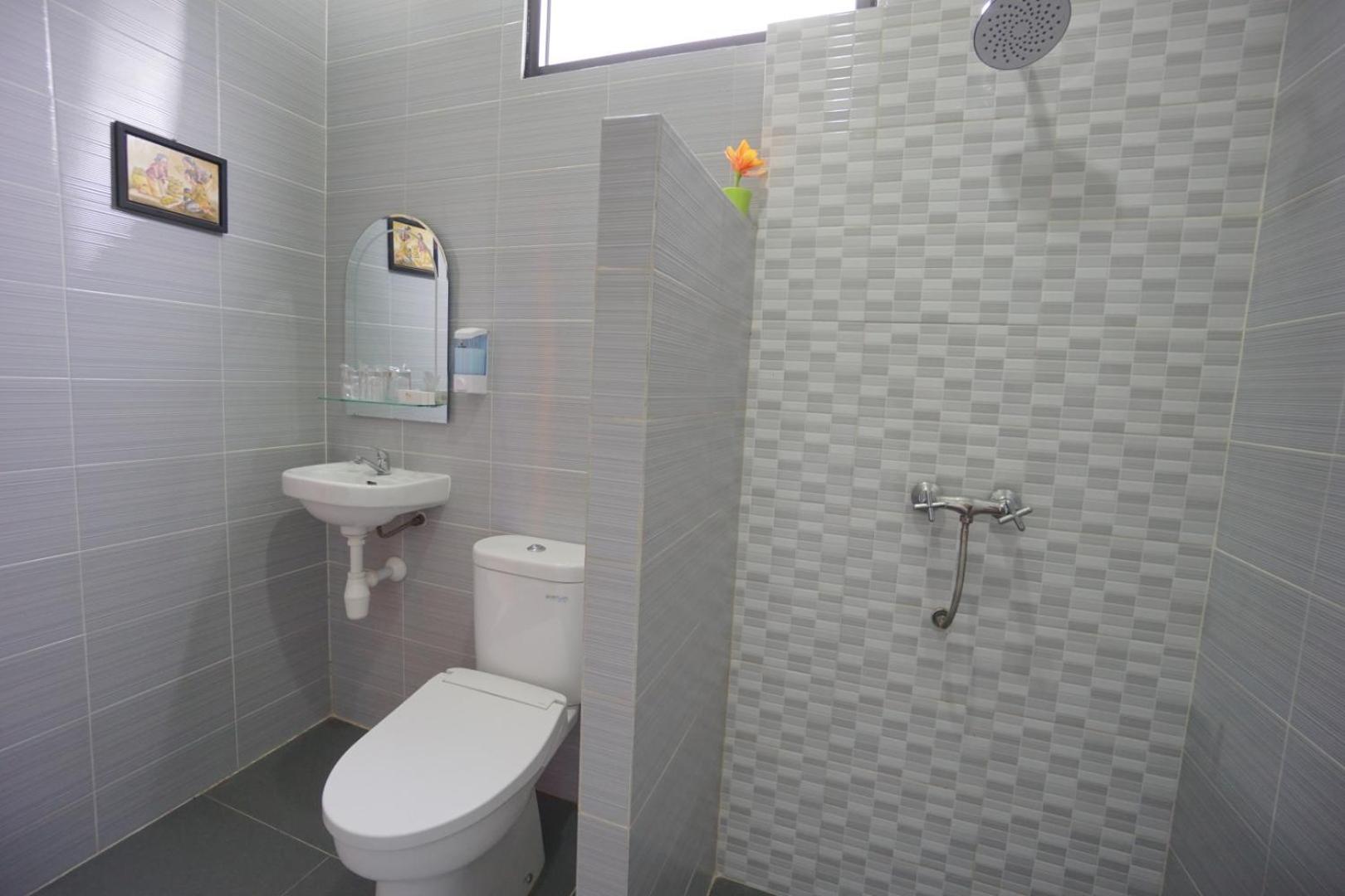 The Cabin Tanjung Hotel Wonosobo 46/48