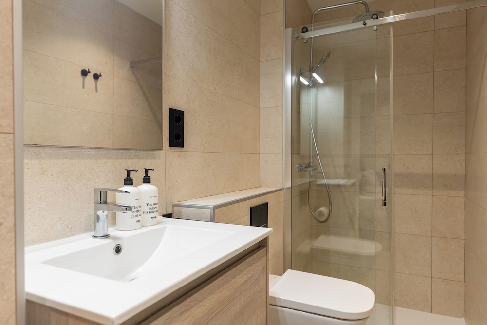 APARTAMENTOS LAFORJA 48/51