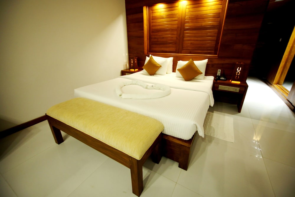 DELUXE, DOUBLE BED, SEA VIEW