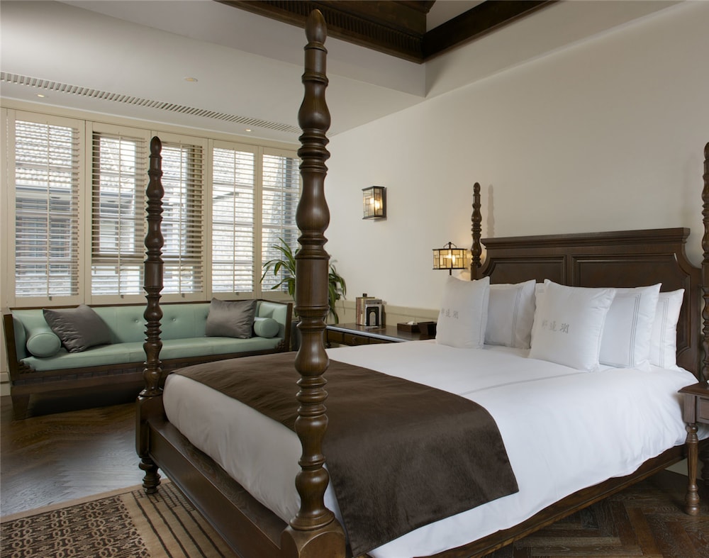 Chaptel Hotel 22/65