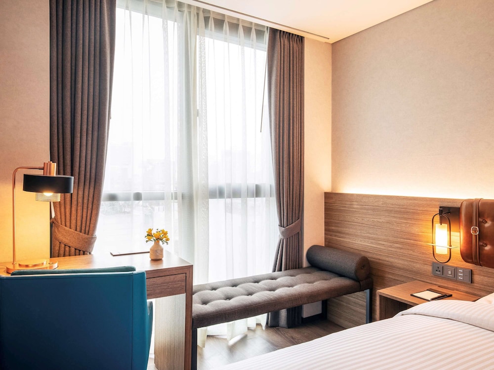 Mercure Ambassador Seoul Hongdae 45/72