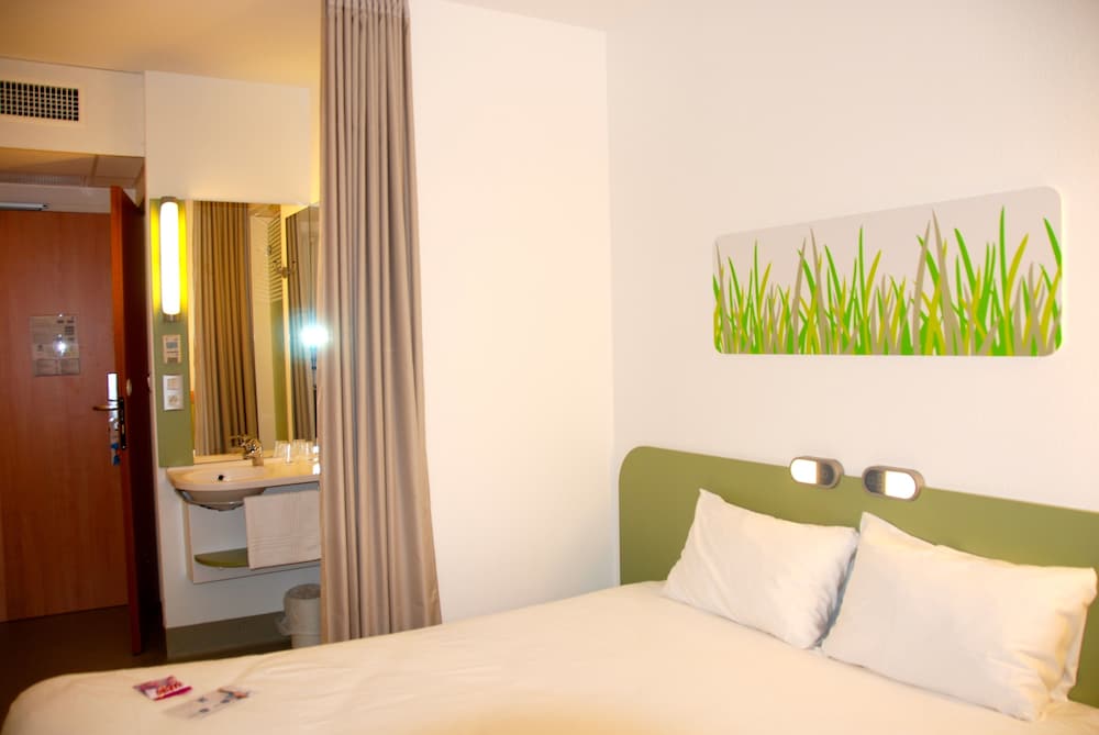 Ibis Budget Roanne 7/63