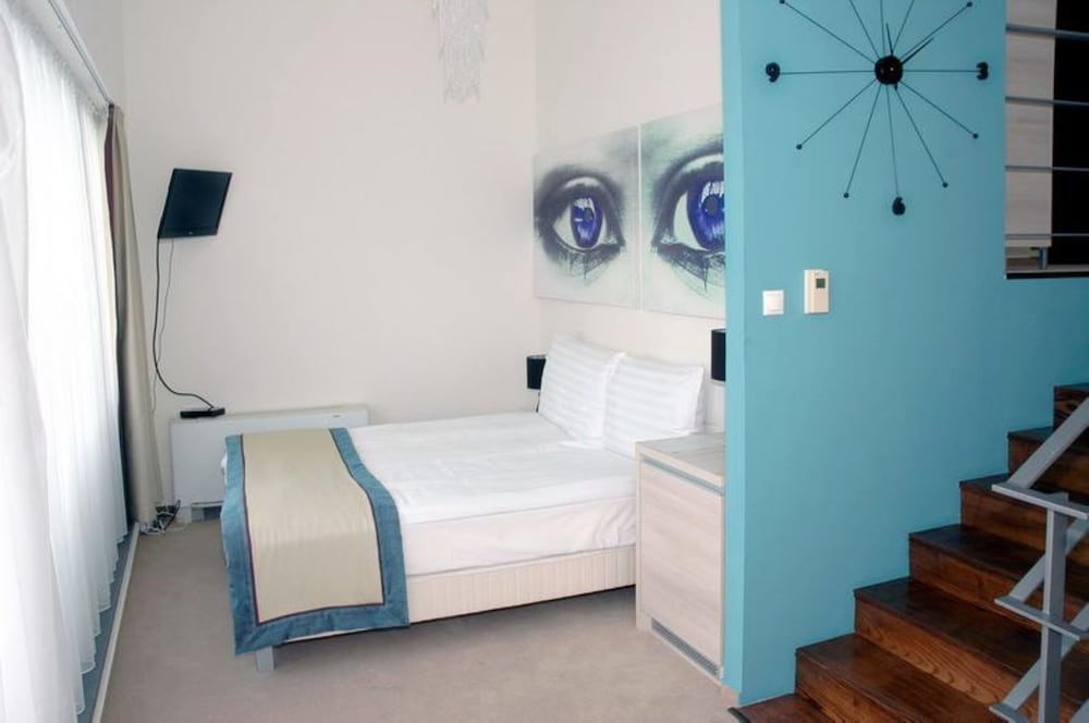 Bliss Hotel And Wellness 37/68