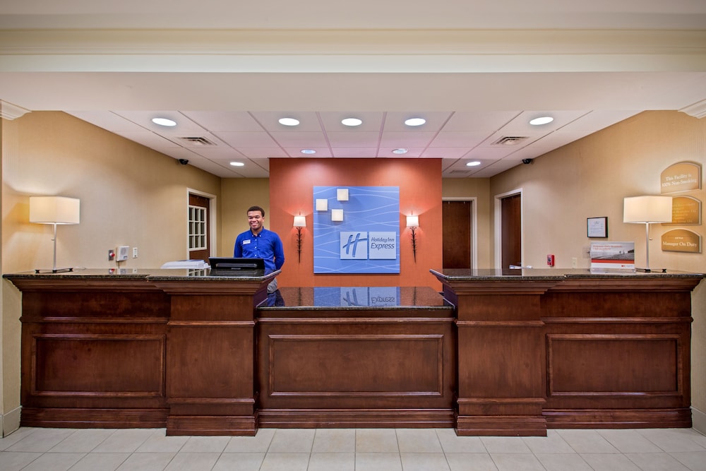 Holiday Inn Express Hotel and Suites Jackson - Flowood 8/71
