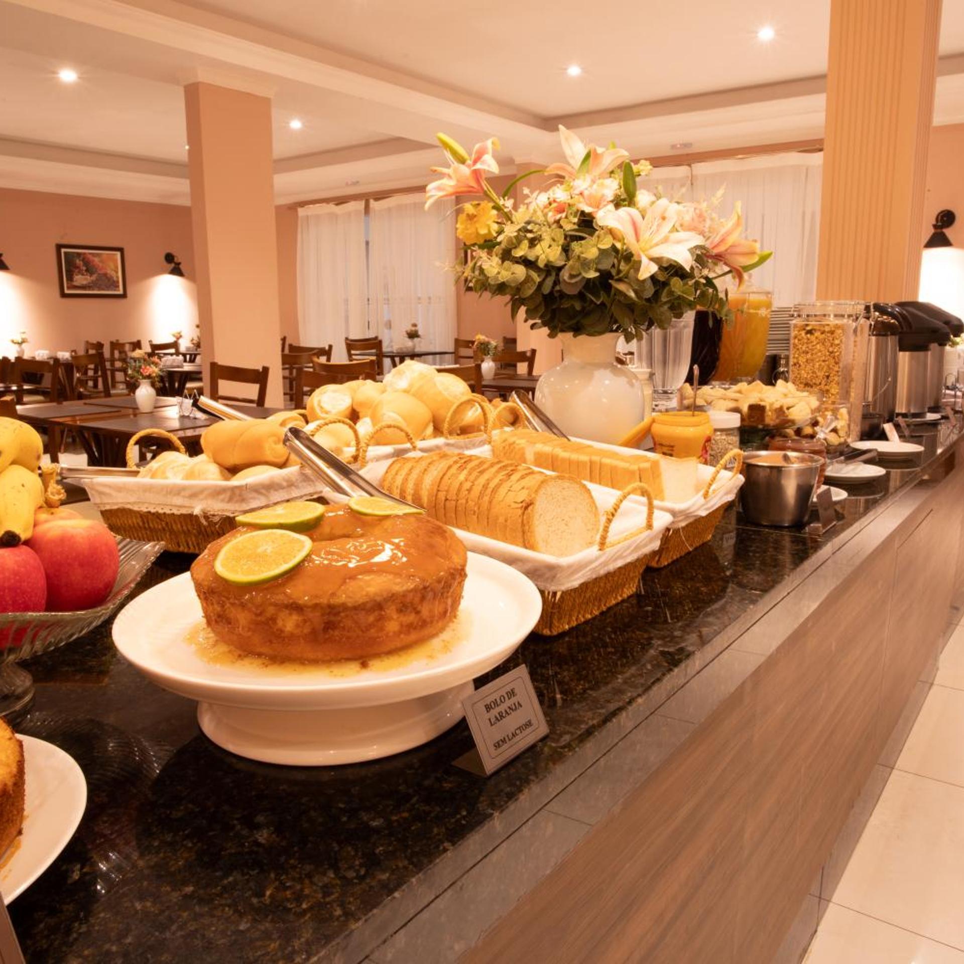 Ellus Hotel 34/50