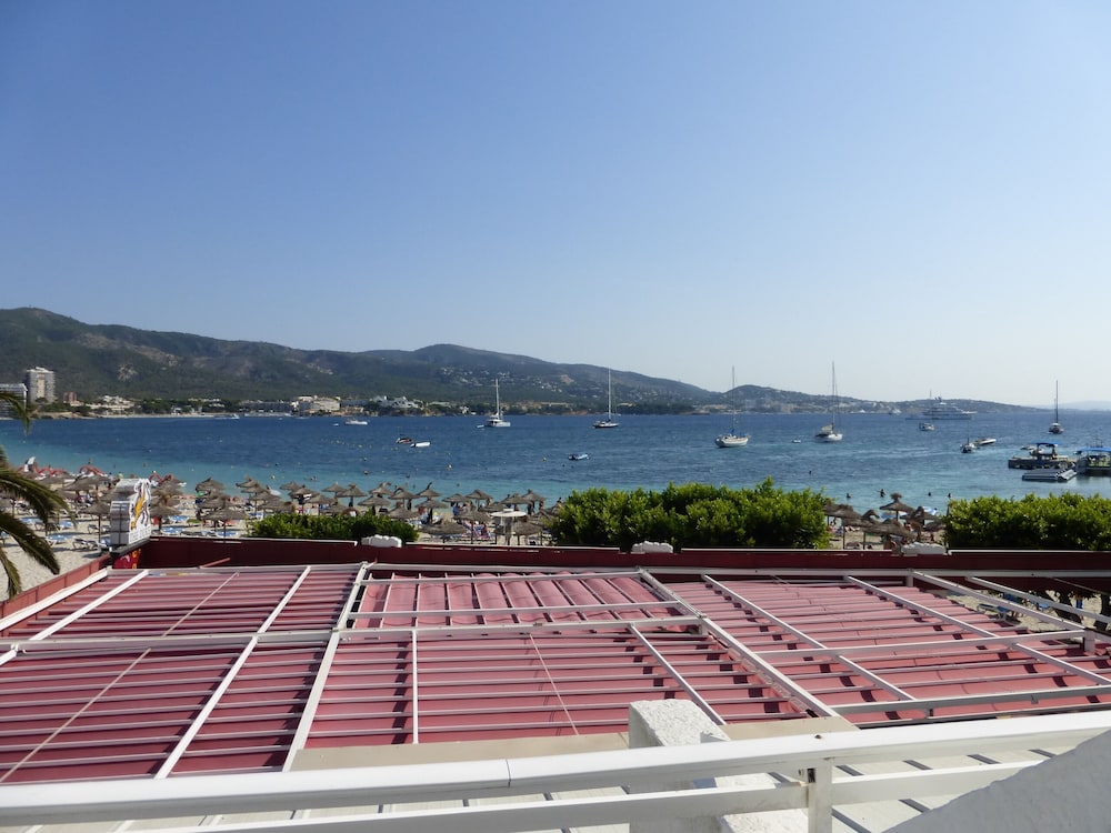 Balear Beach Apartments 11/21