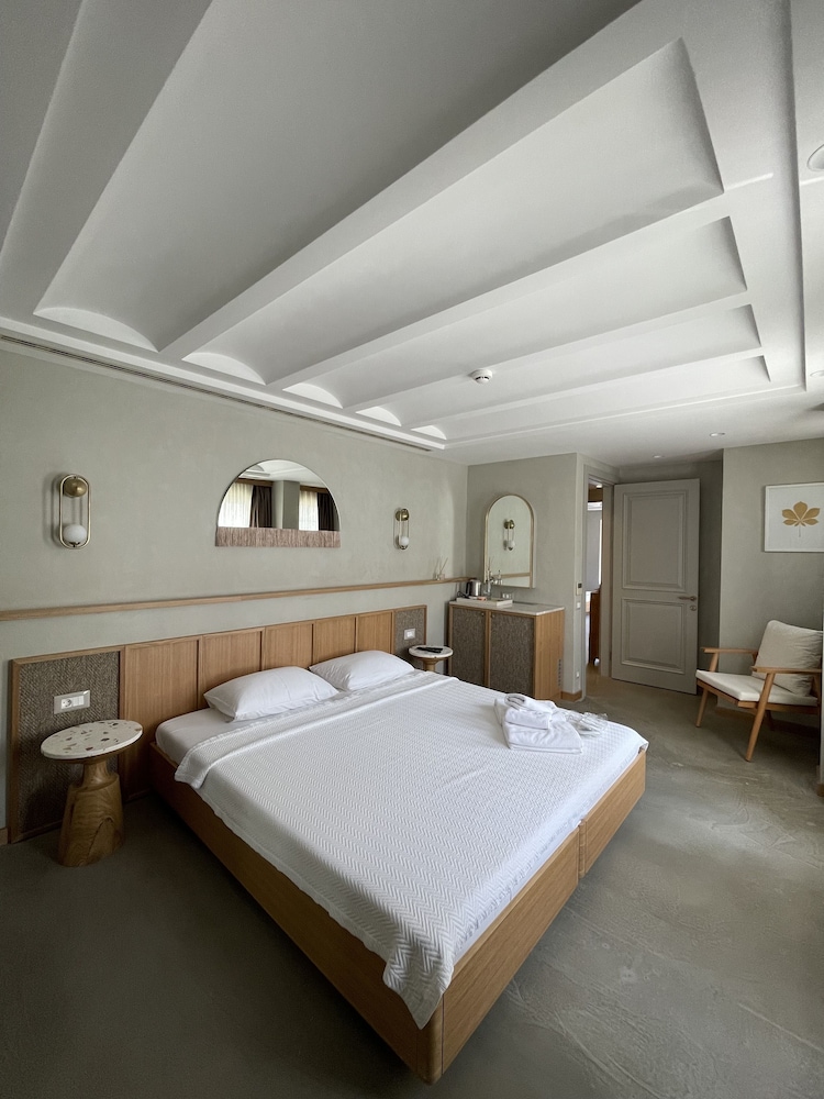Monk Hotel Alacati - Adults Only 7/47