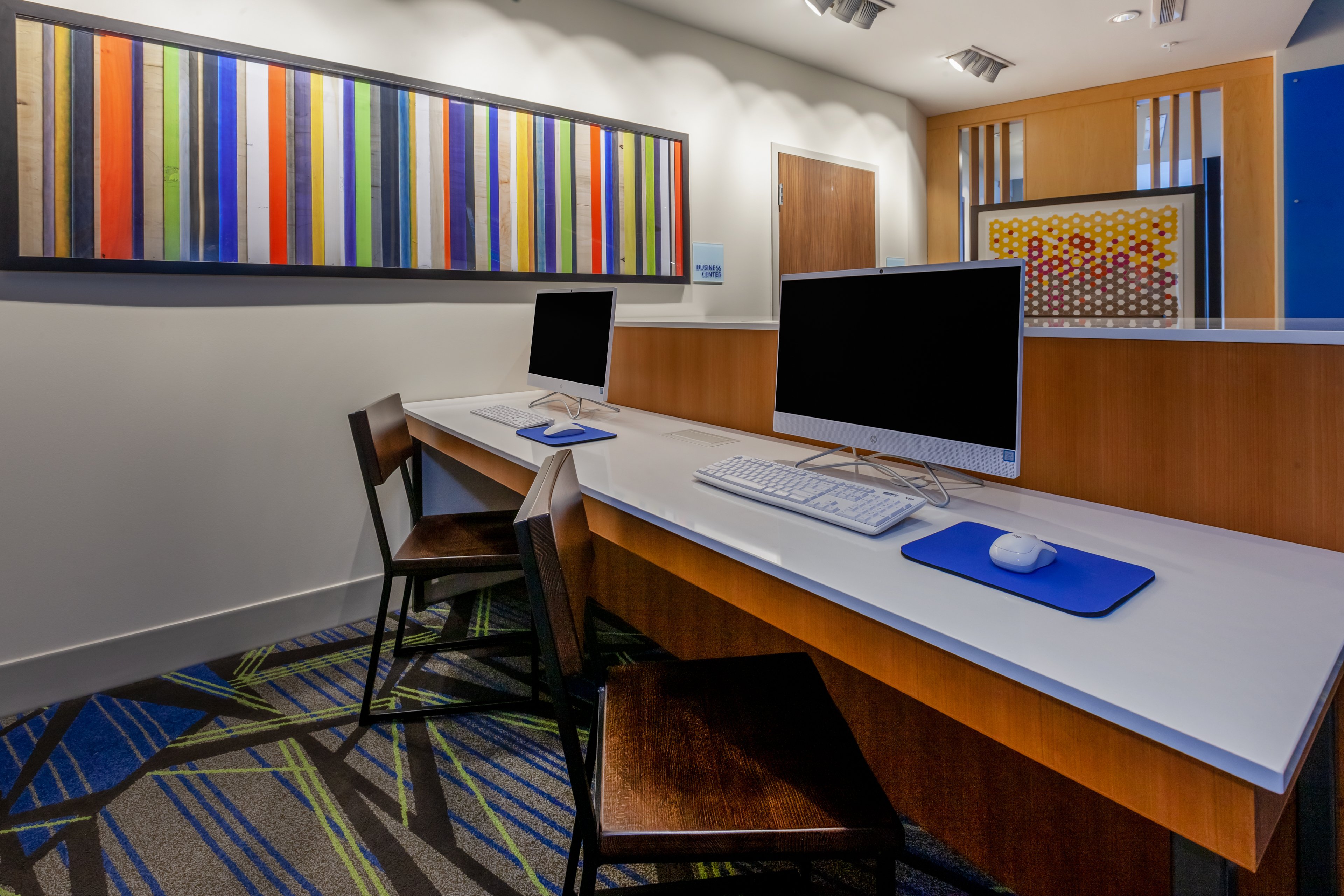 Holiday Inn Express & Suites Brunswick - Harpers Ferry Area, an IHG Hotel 43/51