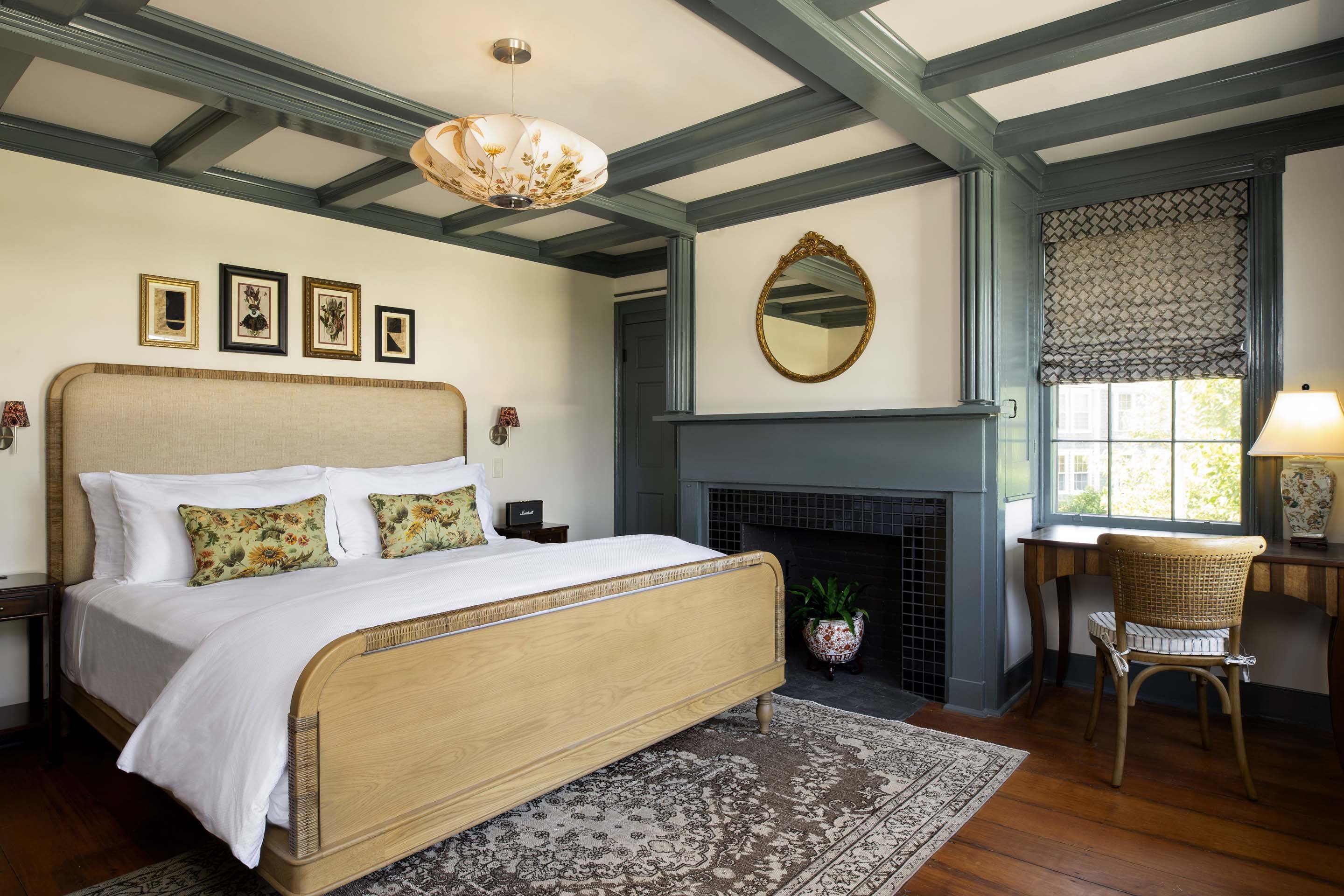 Life House, Nantucket 34/62