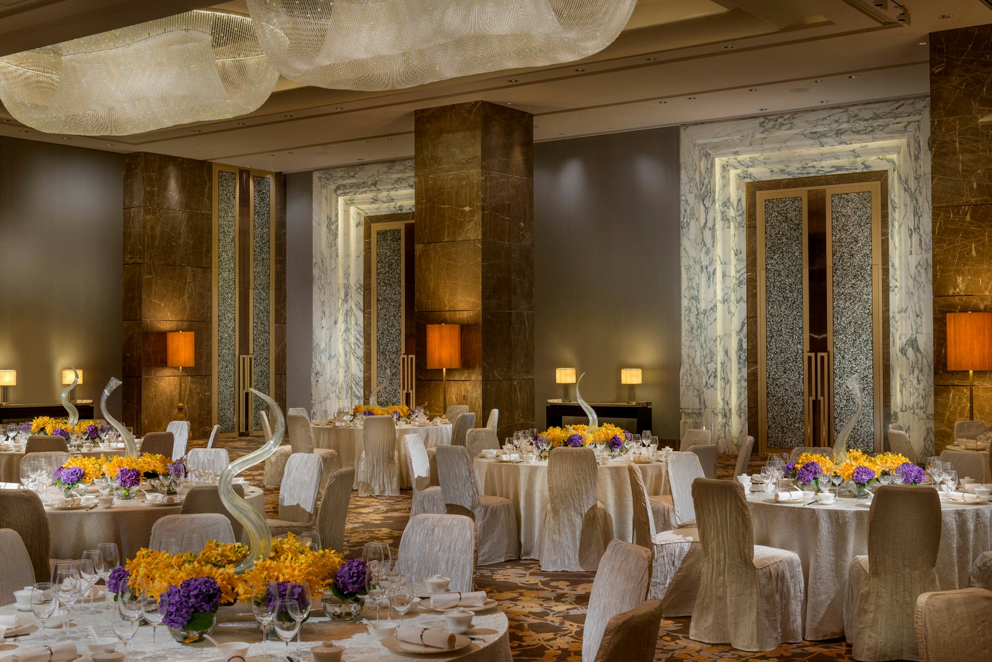 Four Seasons Hotel Shenzhen 44/56