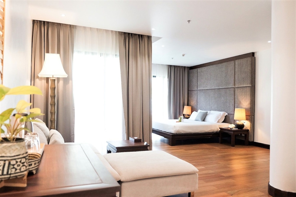 Baan Laimai Beach Resort 34/66