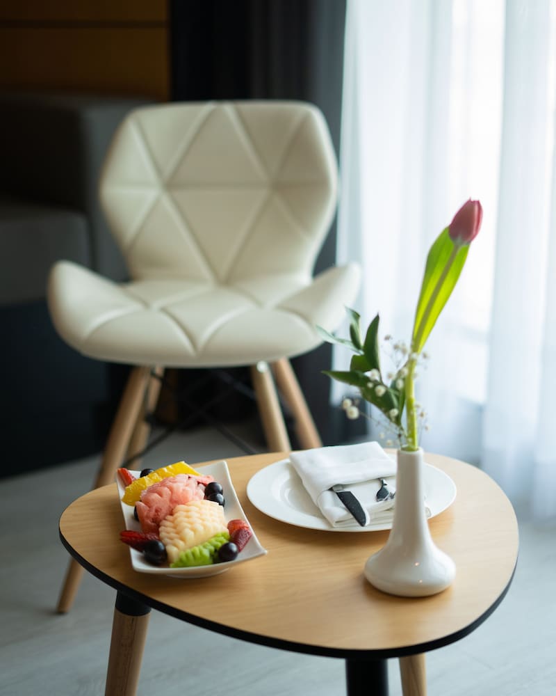 Al Khoory Sky Garden Hotel — 6
