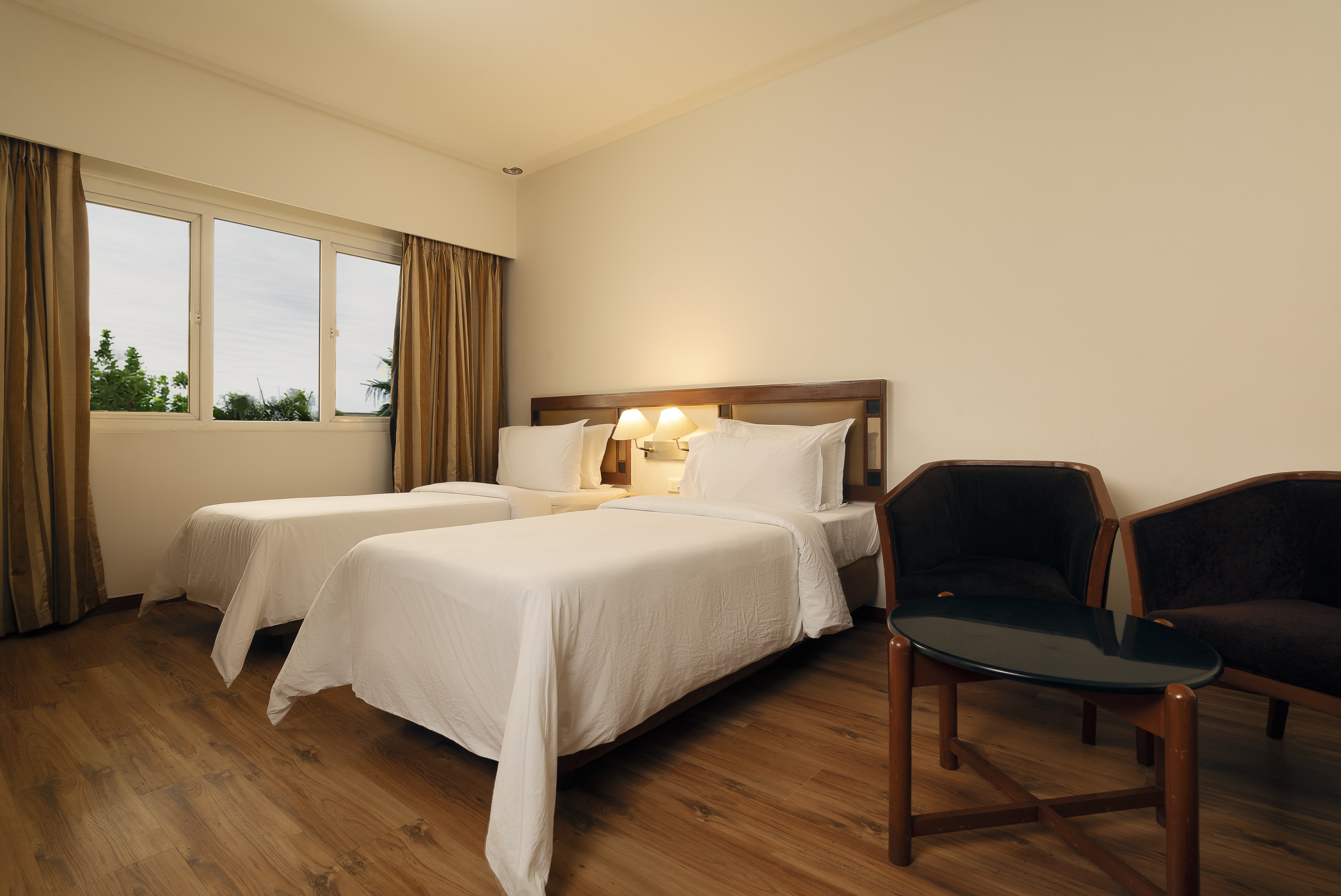 غرفة قياسية مفردة، The Residency Karur 3/3