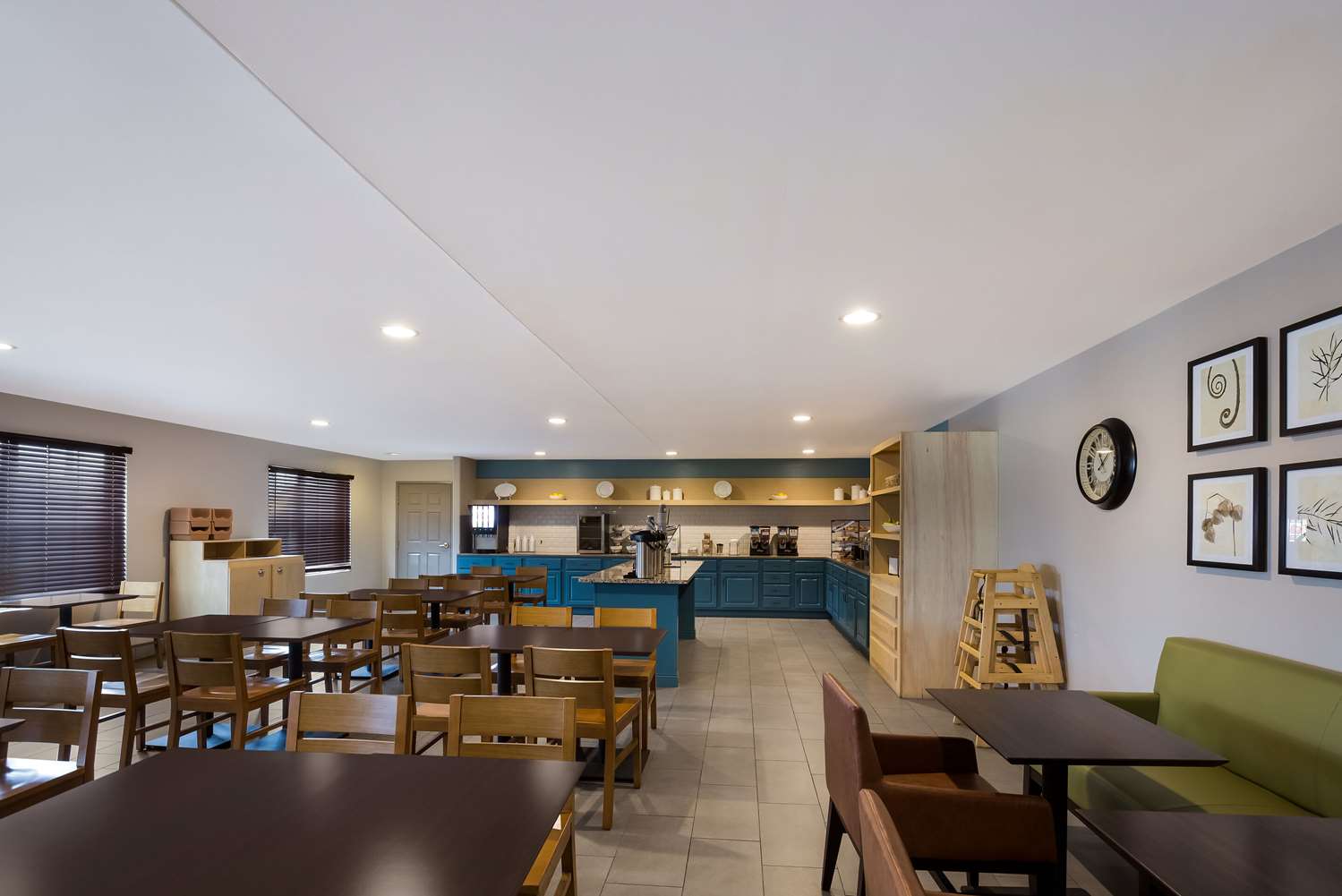 Country Inn & Suites by Radisson, Marion 48/64