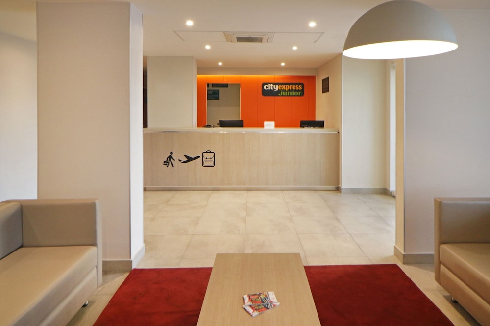 City Express Junior by Marriott Tijuana Otay 7/48