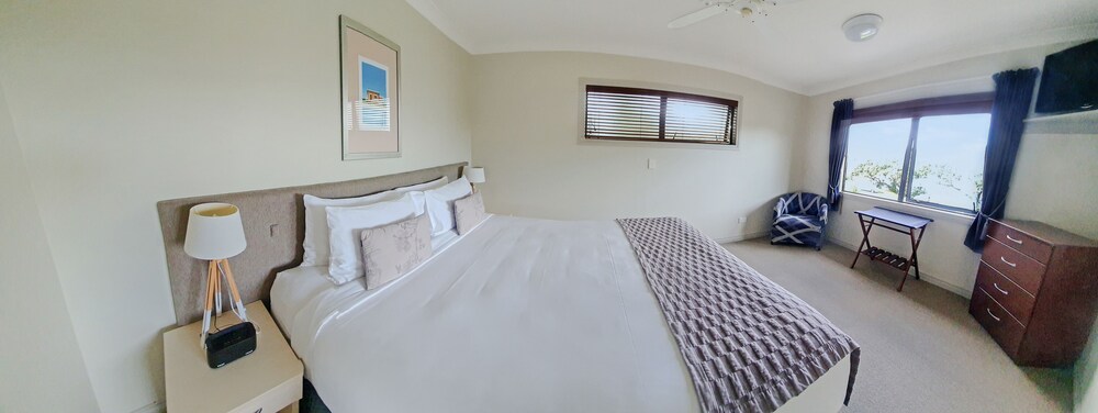 Whangaparaoa Lodge Motel 3/70