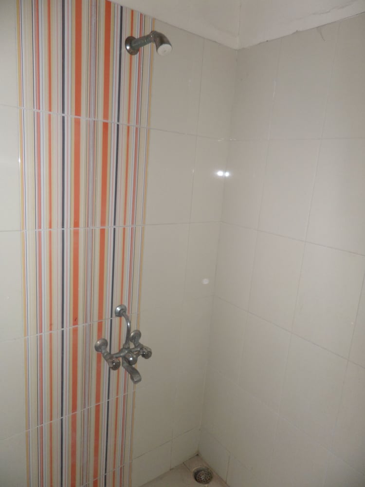 Tourist Home Lodging 17/36