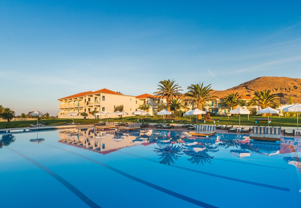 Aeolian Village Beach Resort 12/33
