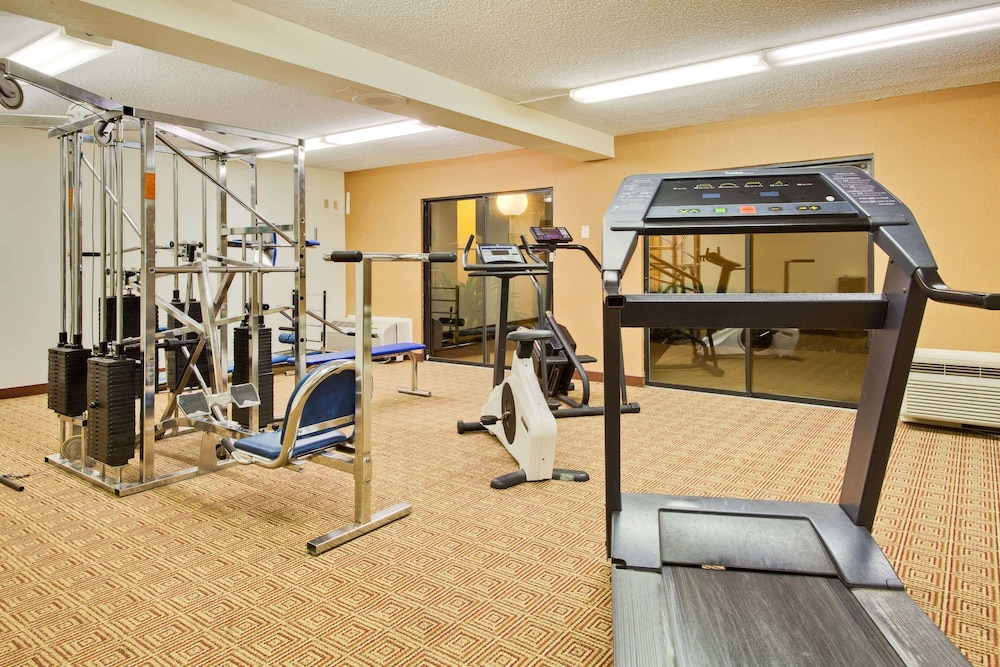 La Quinta Inn & Suites by Wyndham Ft Lauderdale Cypress Cr 28/44