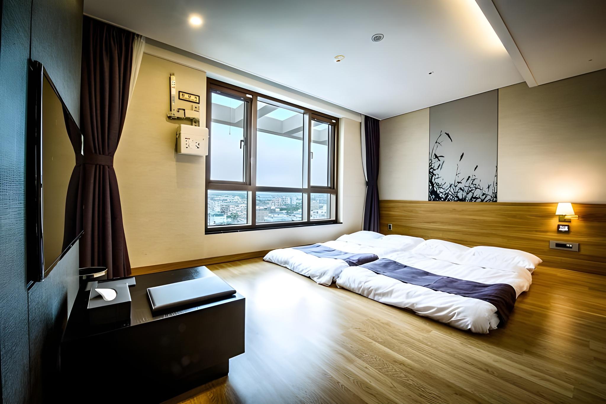 Ondol, Standard, 2 Futon Beds, City View