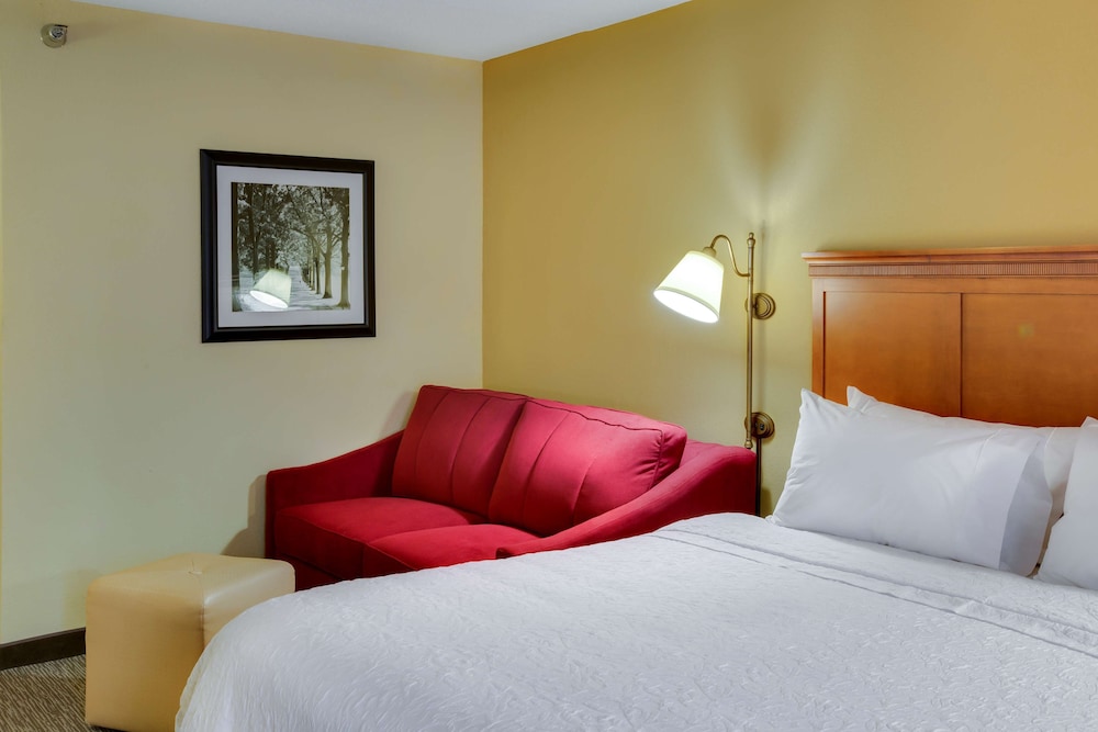 Hampton Inn Pittsburgh-Greentree 12/35